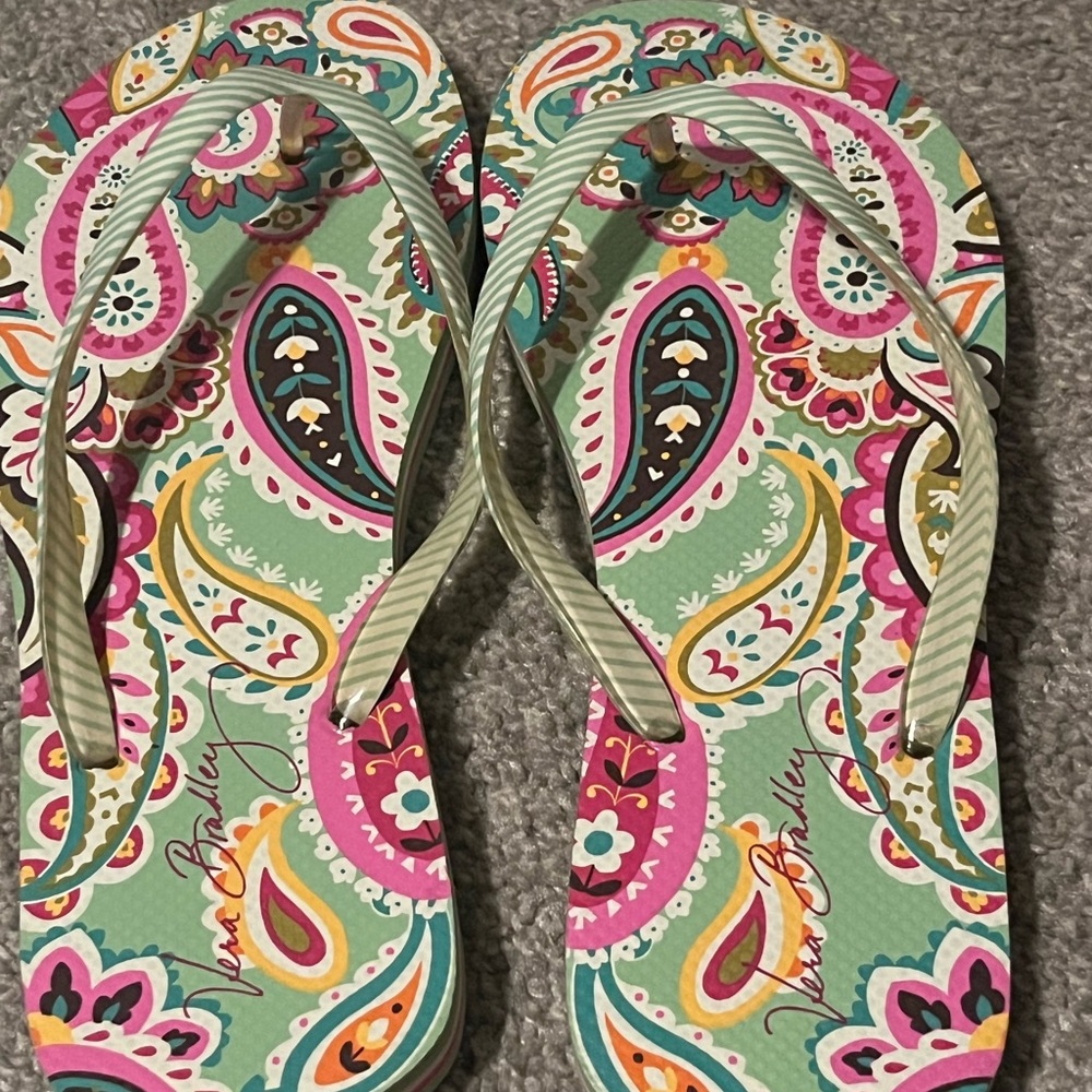 NWOT vera Bradley pink paisley sandal flip flop size 9/10 - Picture 5 of 9